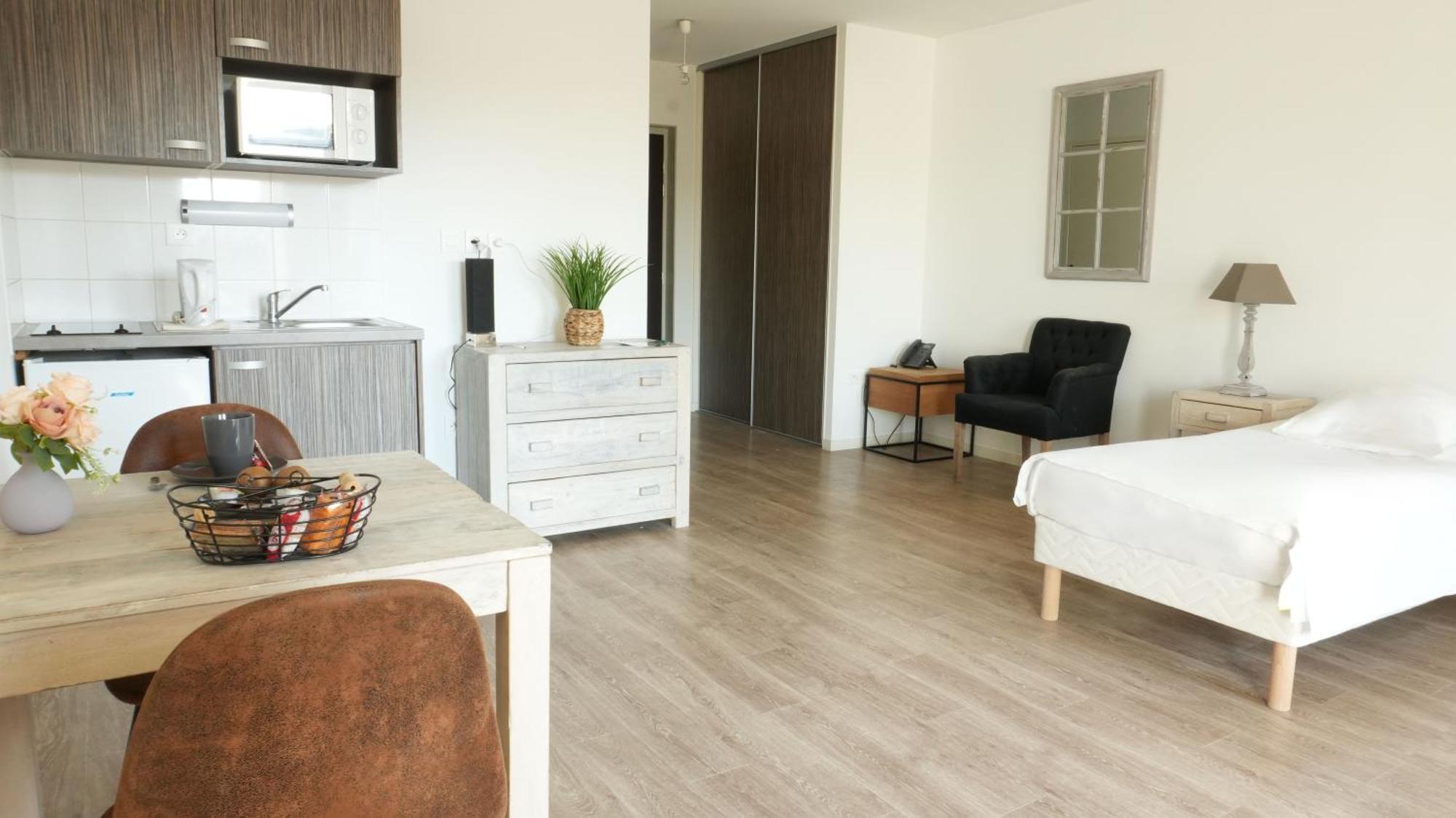 Zenao Appart'Hotel Невер Екстер'єр фото