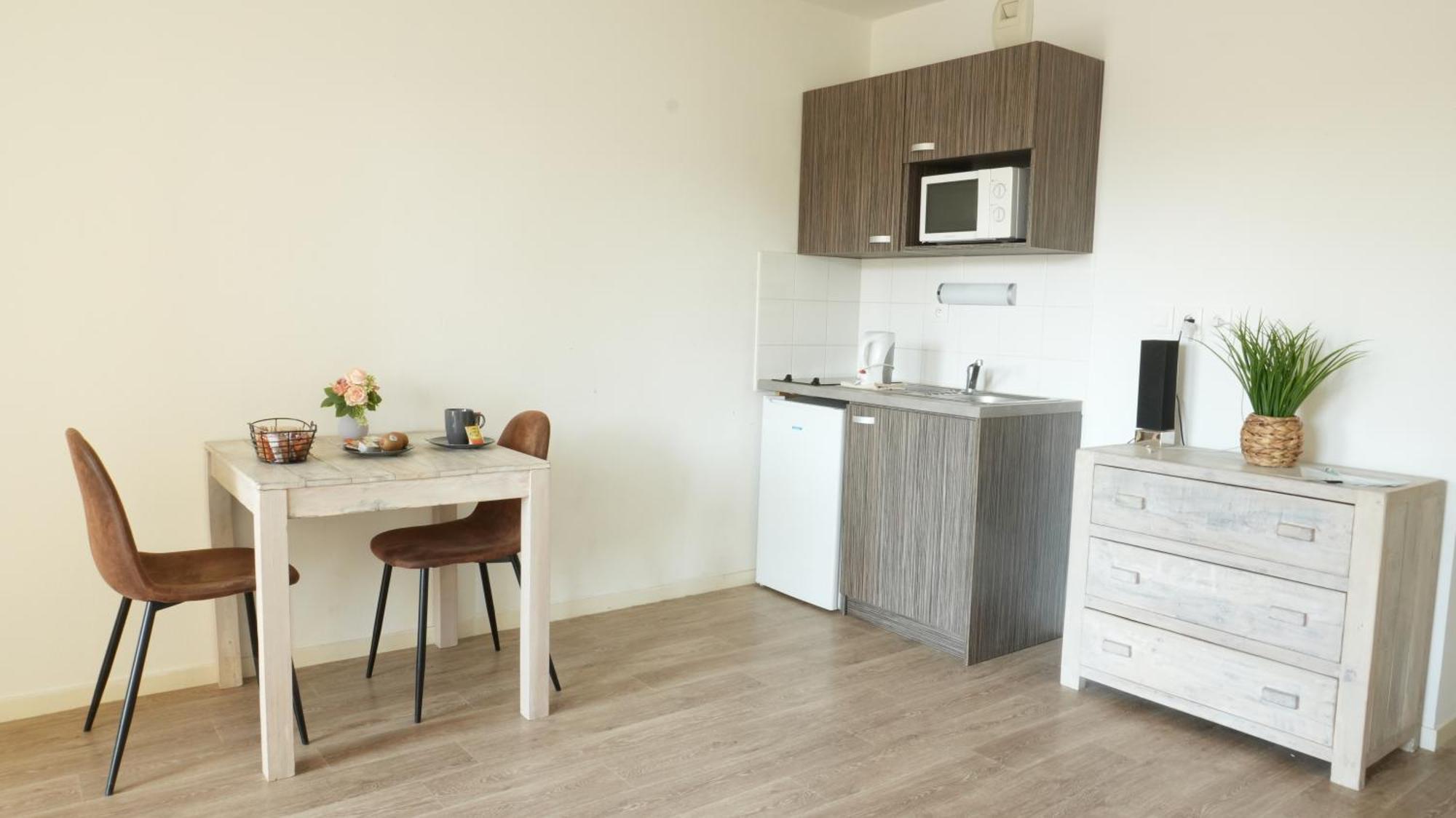 Zenao Appart'Hotel Невер Екстер'єр фото