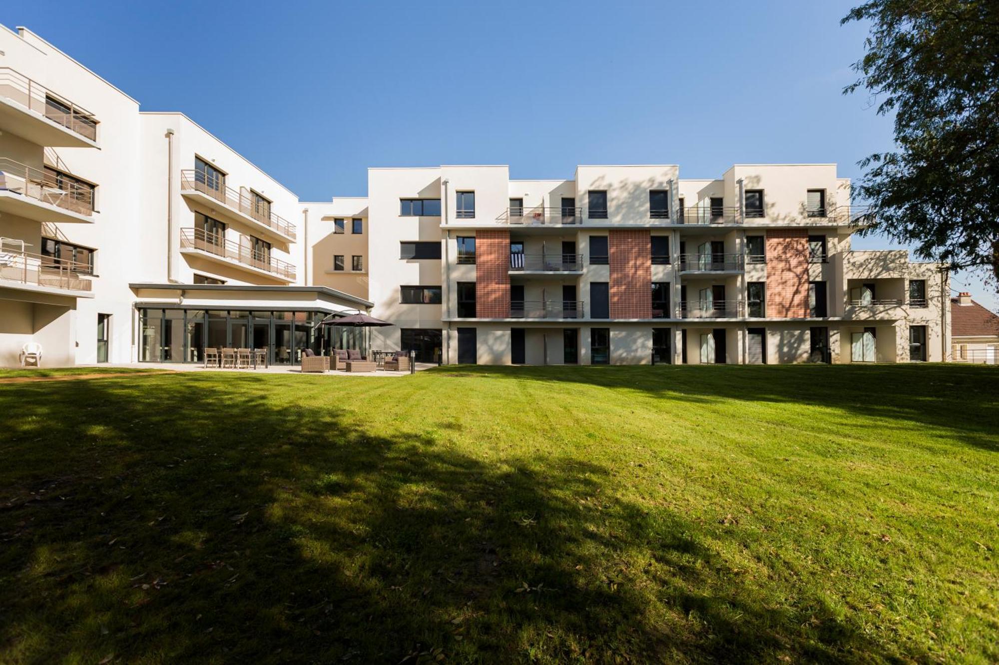 Zenao Appart'Hotel Невер Екстер'єр фото