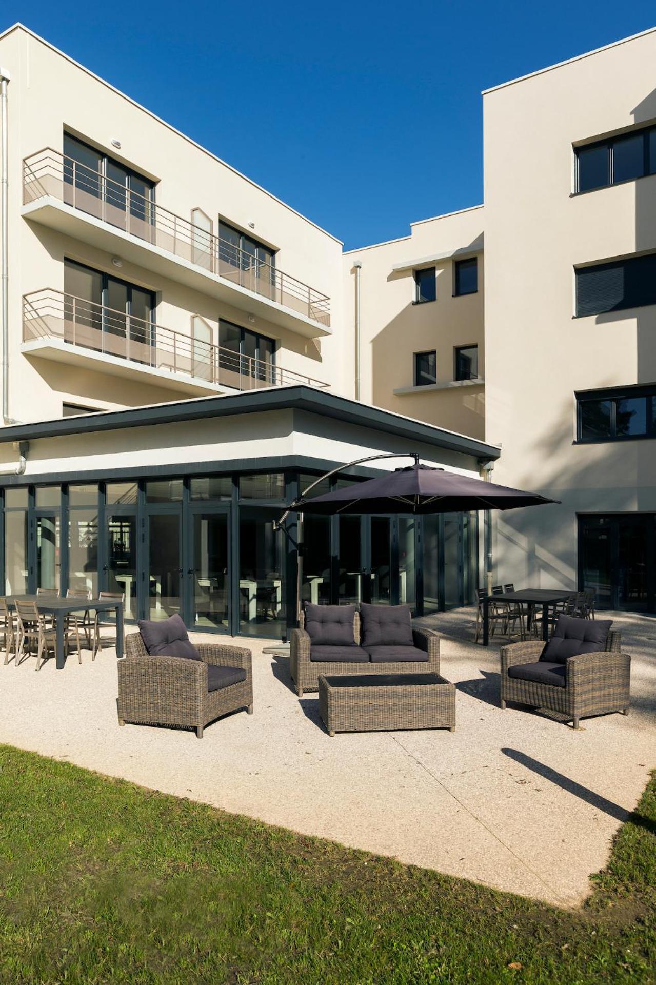 Zenao Appart'Hotel Невер Екстер'єр фото
